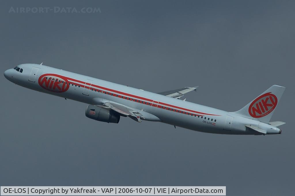 OE-LOS, 2001 Airbus A321-231 C/N 1487, Fly Niki Airbus 321 taking off at VIE
