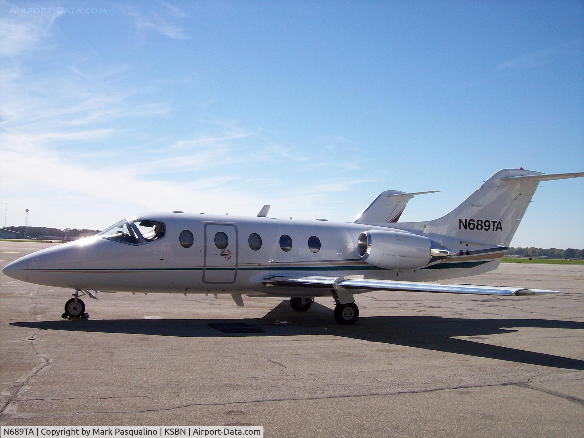 N689TA, 2001 Raytheon Beechjet 400A C/N RK-327, Beech 400A