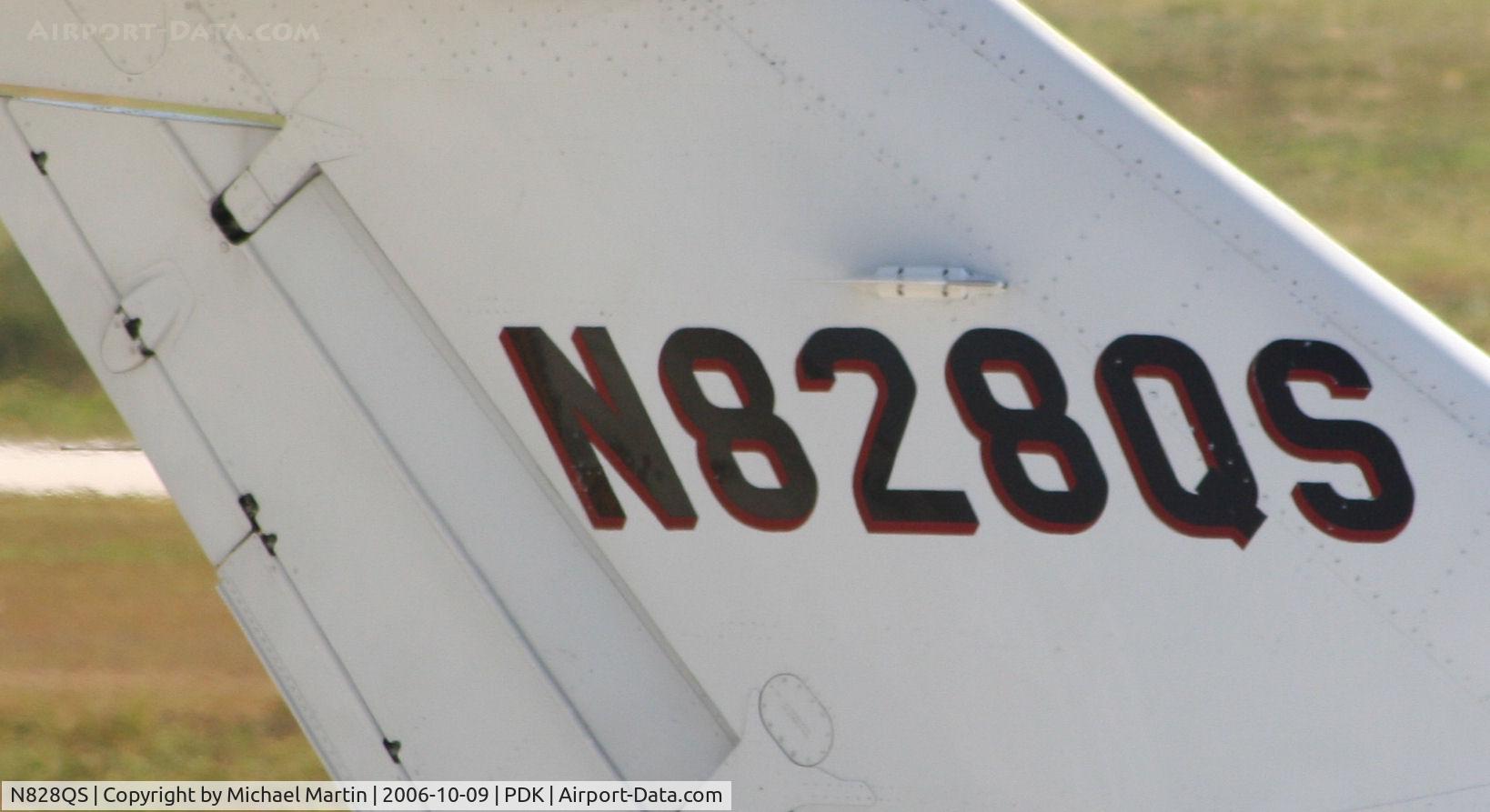 N828QS, 2001 Raytheon Hawker 800XP C/N 258528, Tail Numbers
