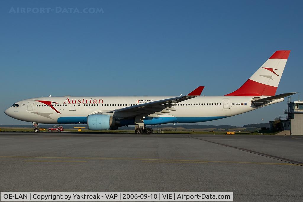 OE-LAN, 1997 Airbus A330-223 C/N 195, Austrian Airlines Airbus 330-200