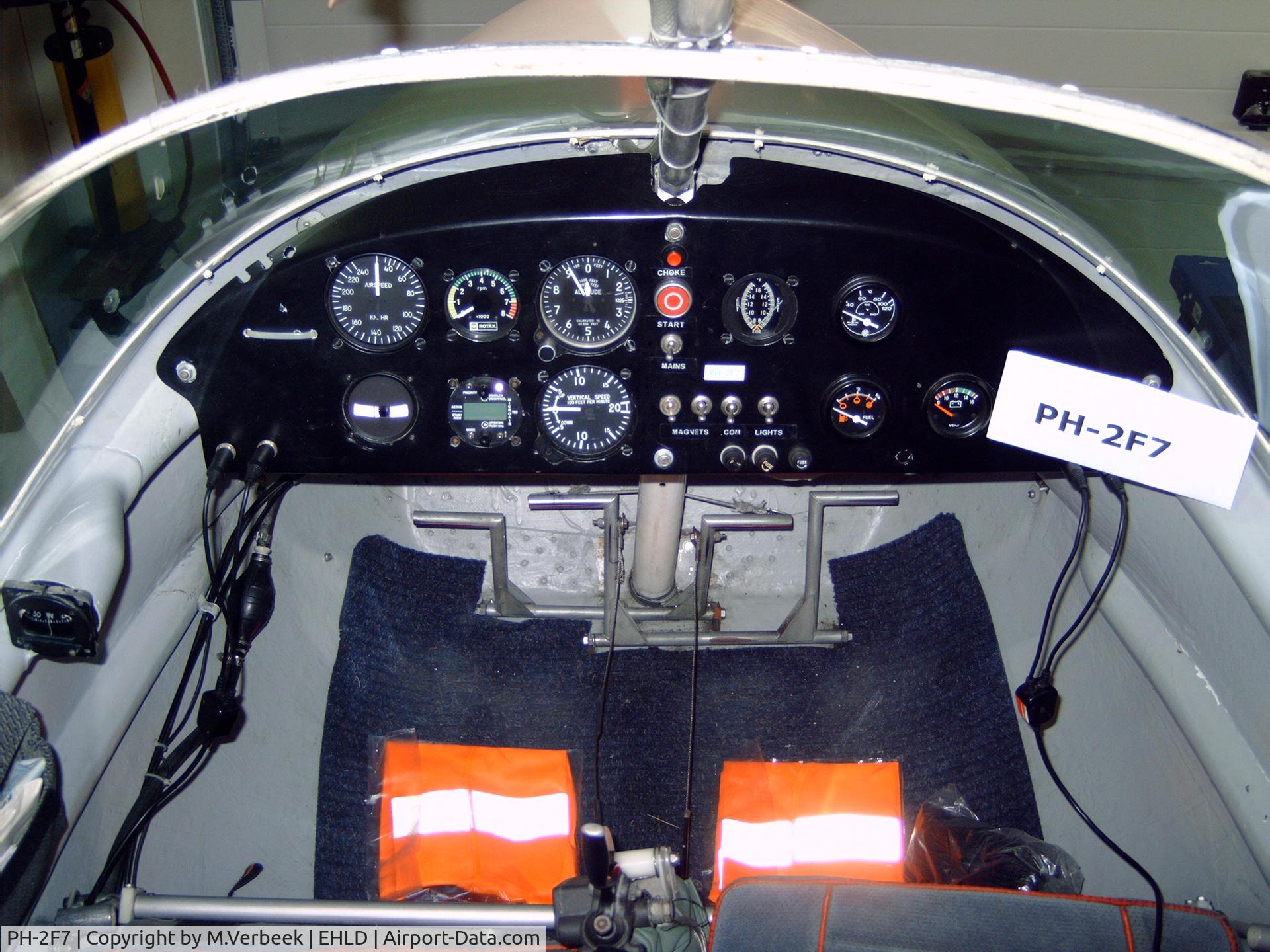 PH-2F7, 1992 Aviasud Mistral C/N 154, COCKPIT VIEW