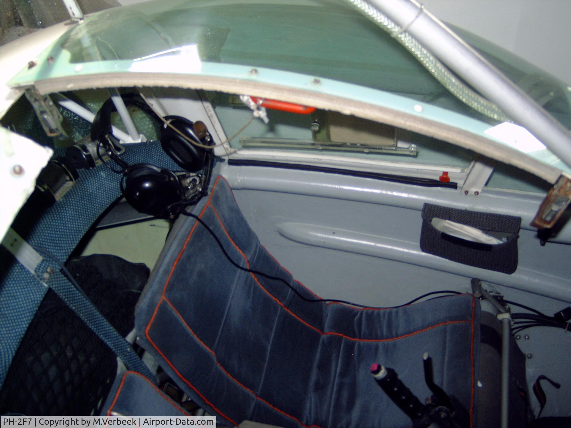 PH-2F7, 1992 Aviasud Mistral C/N 154, COCKPIT VIEW -2