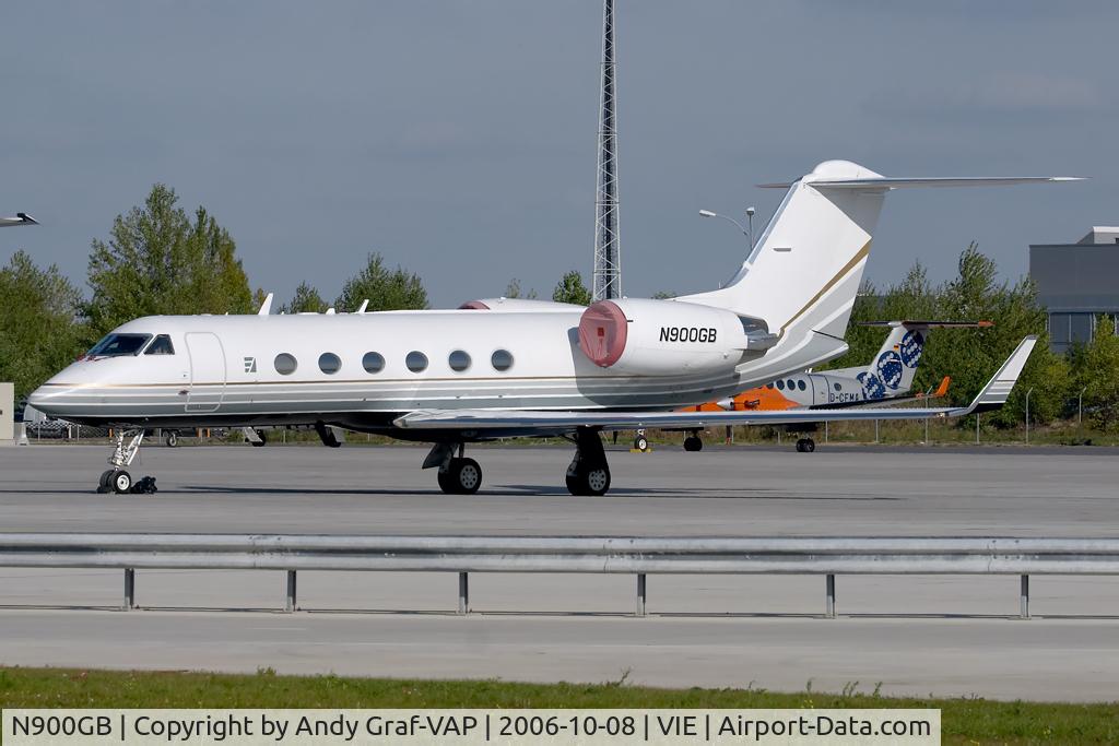 N900GB, 1987 Gulfstream Aerospace Gulfstream IV C/N 1025, GAC West at Vienna International Airport