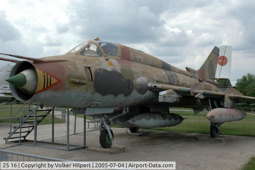 25 16, Sukhoi Su-22M-4 C/N 26103, Suchoi Su-22M