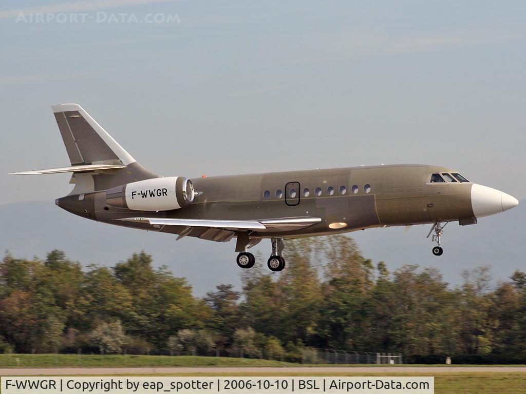 F-WWGR, 2005 Dassault Falcon 2000EX C/N 75, for a maintenance visit Jet Aviation