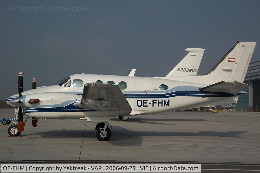 OE-FHM, 1991 Beech C90A King Air C/N LJ-1284, Beech 90 King Air