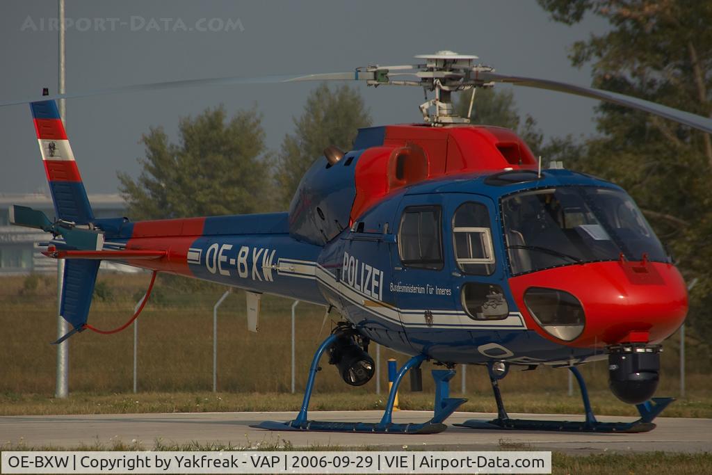OE-BXW, Aerospatiale AS-355F-2 Ecureuil 2 C/N 5528, Police Helicopter