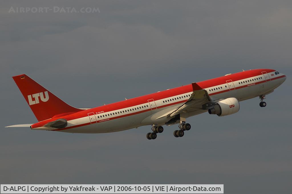 D-ALPG, 2002 Airbus A330-223 C/N 493, LTU Airbus 330-200