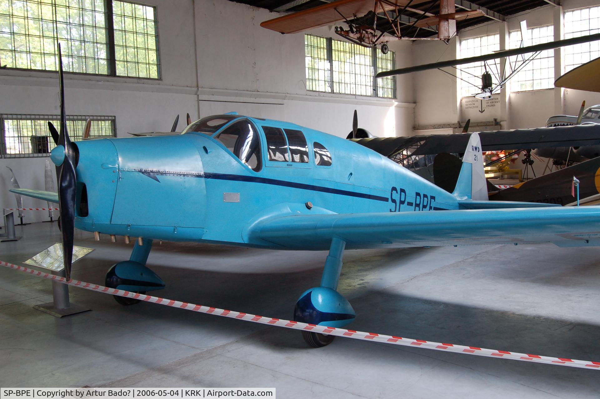 SP-BPE, 1939 RWD RWD-21 C/N 331, RWD 21