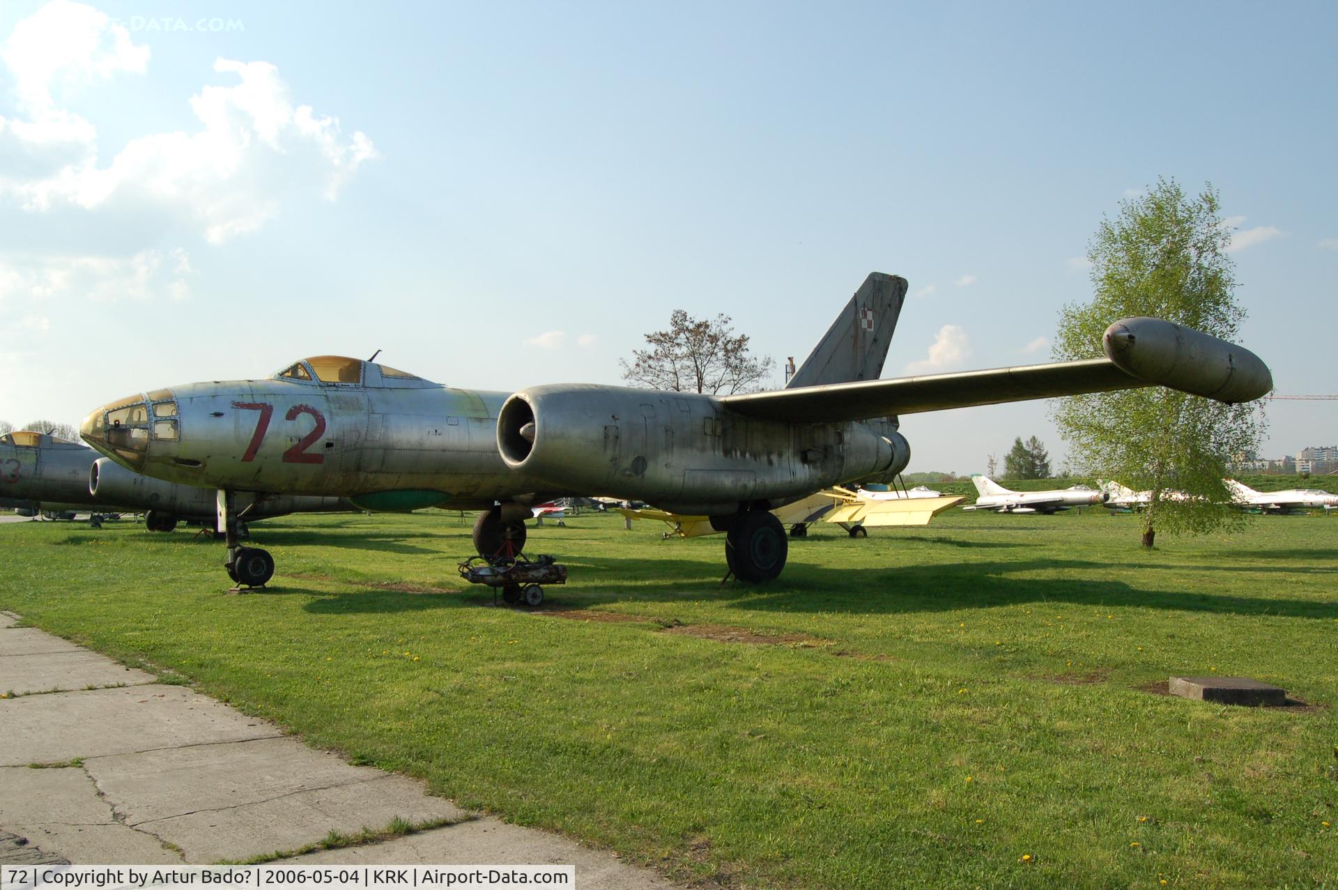 72, 1950 Ilyushin Il-28R C/N 41909, Poland Air Force