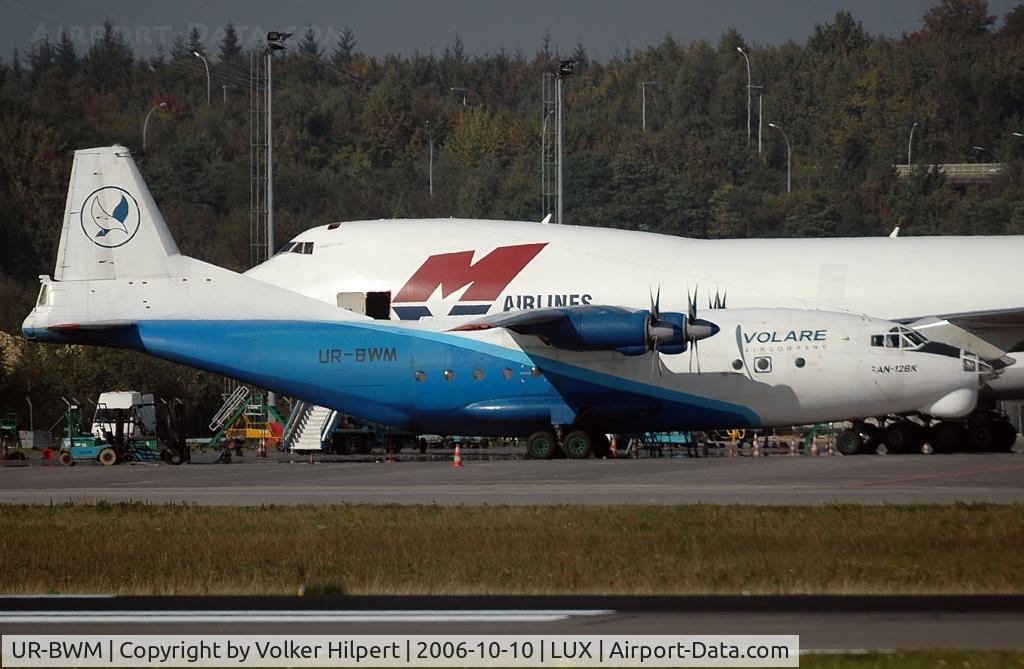 UR-BWM, Antonov An-12BK C/N 00347004, Antonow An-12BK