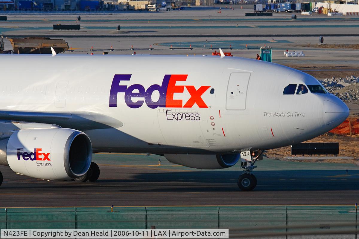 N423FE, 1984 Airbus A310-203 C/N 281, Fed Ex N423FE turning onto Taxiway Alpha after arrival from Phoenix Sky Harbor Int'l (KPHX) as FLT FDX3863.