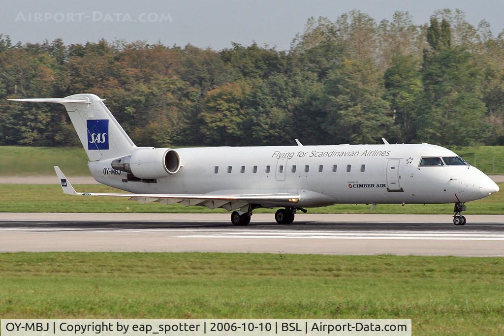 OY-MBJ, 2000 Canadair CRJ-200LR (CL-600-2B19) C/N 7442, Departing to CPH