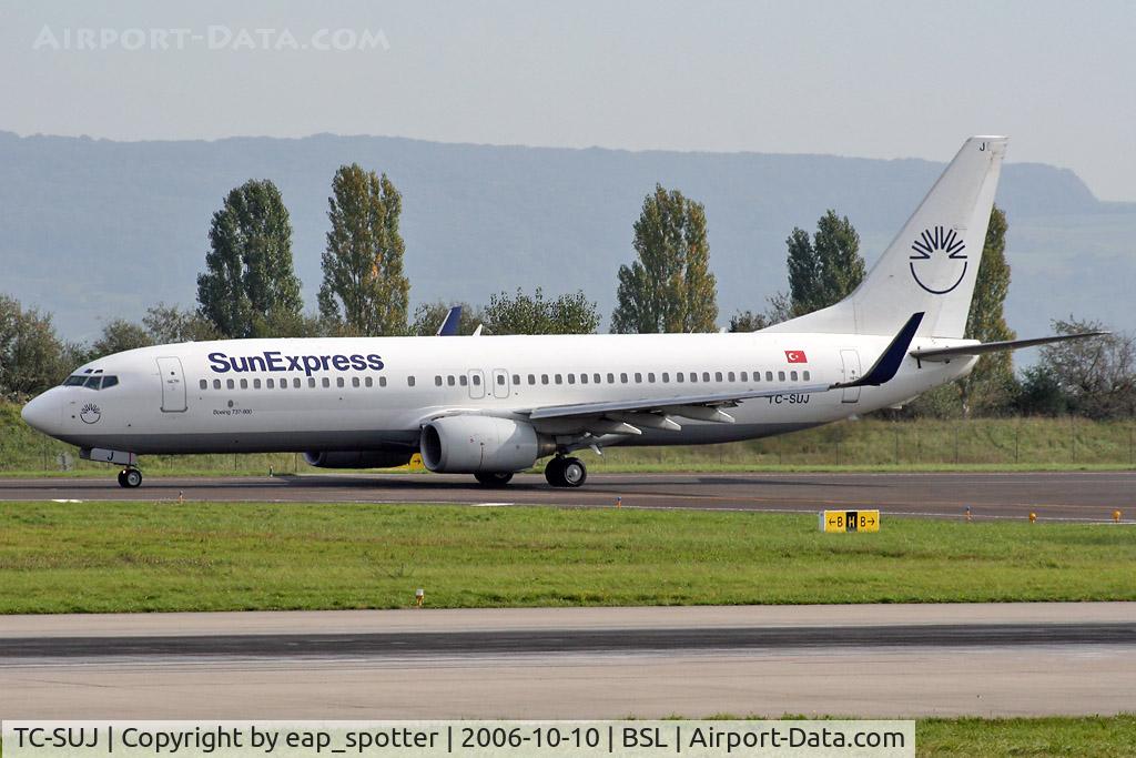 TC-SUJ, 2003 Boeing 737-8CX C/N 32368/1289, taxi to holding-point 16