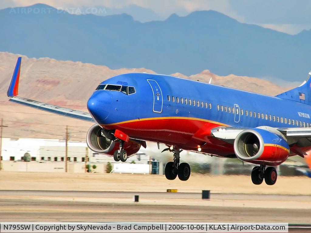 N795SW, 2001 Boeing 737-7H4 C/N 30606, Southwest Airlines / 2001 Boeing 737-7H4