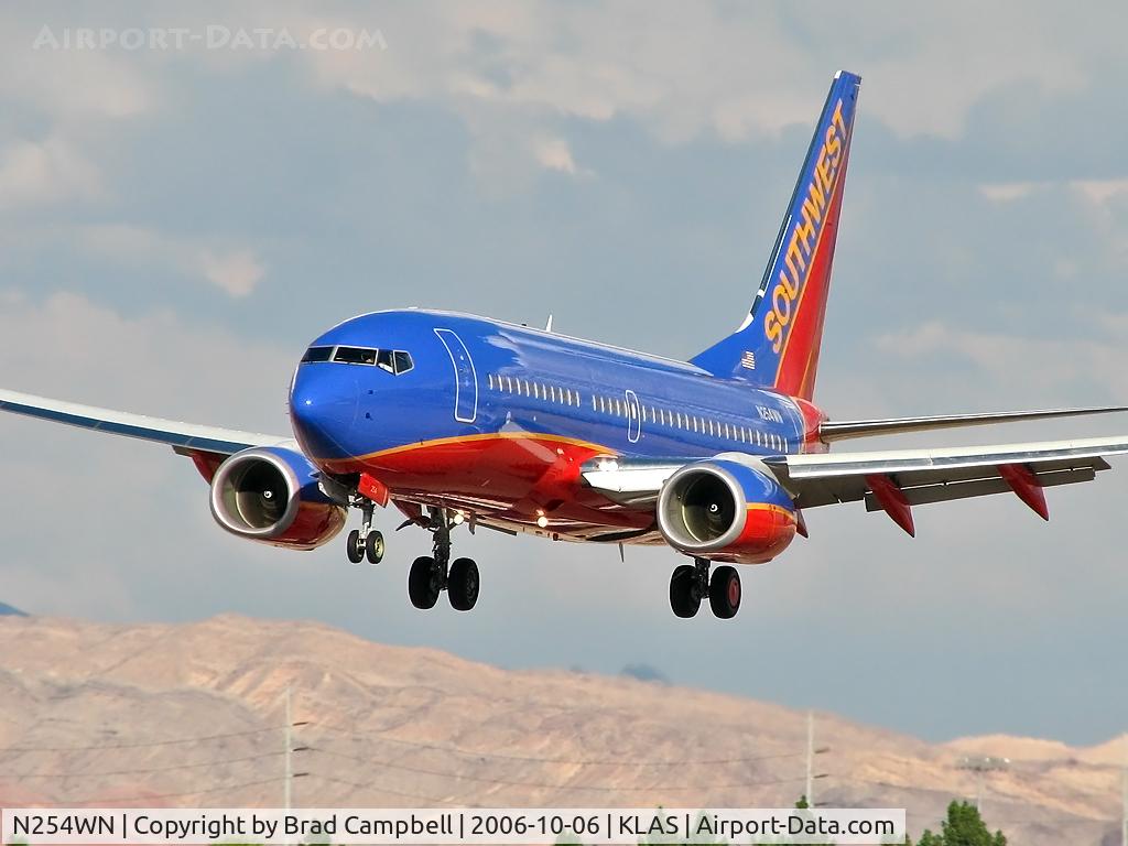 N254WN, 2006 Boeing 737-7H4 C/N 32512, Southwest Airlines / 2006 Boeing 737-7H4