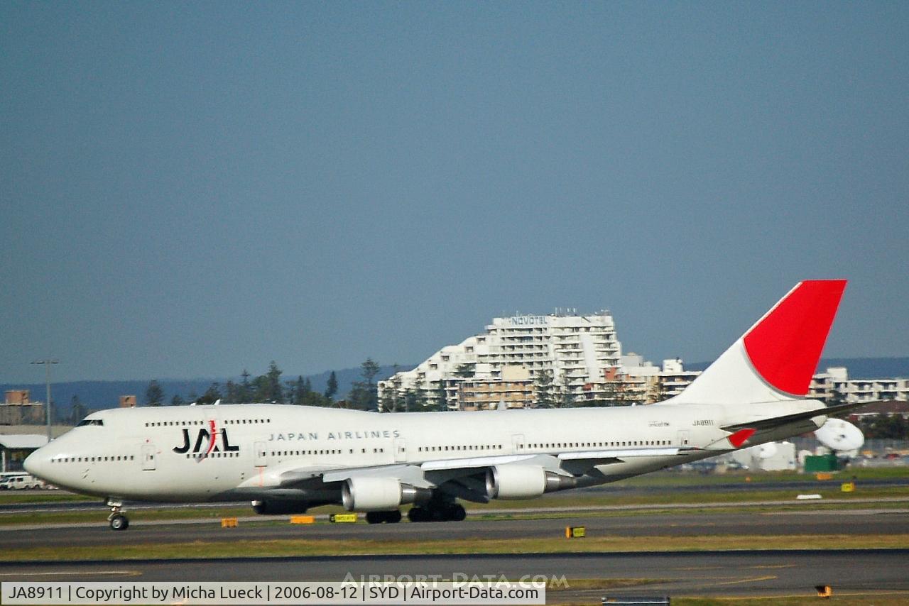JA8911, 1994 Boeing 747-446 C/N 26356, Taxiing to the runway for take-off