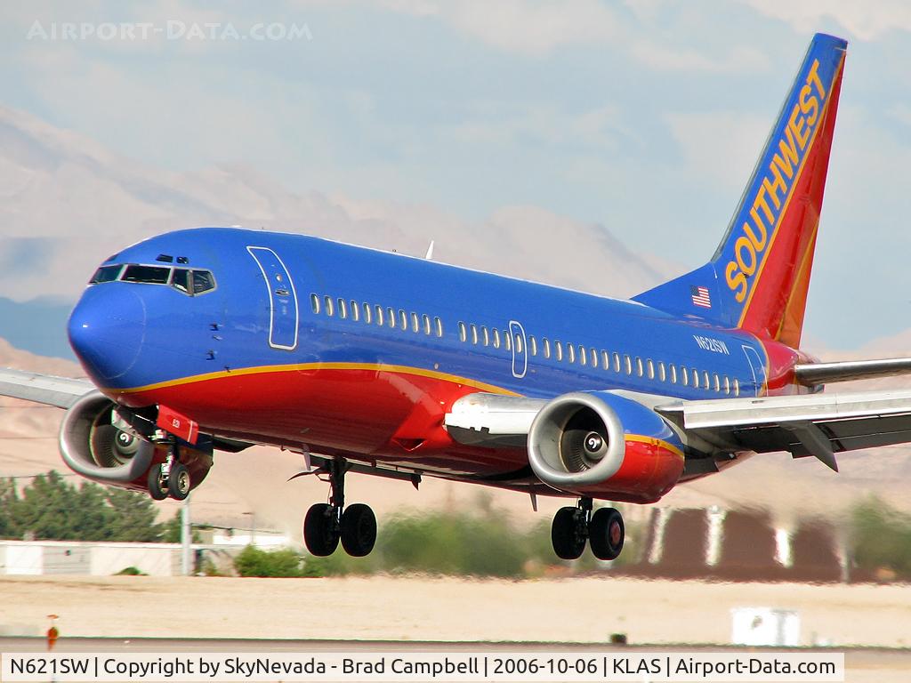 N621SW, 1996 Boeing 737-3H4 C/N 28037, Southwest Airlines / 1996 Boeing 737-3H4