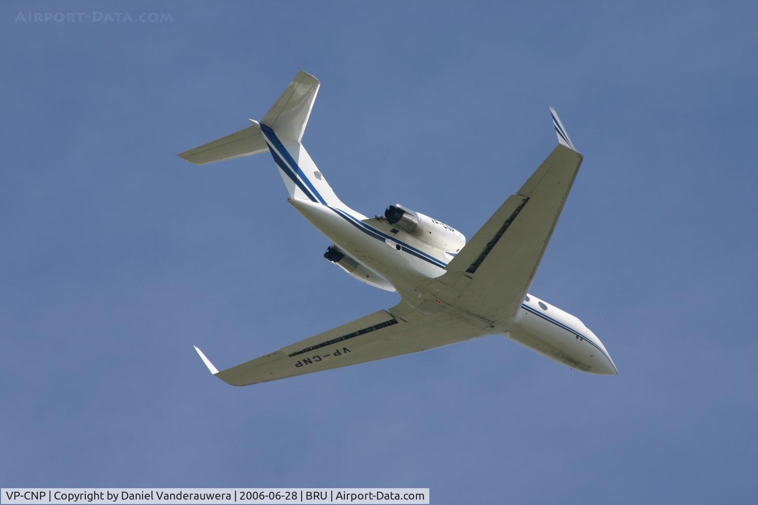 VP-CNP, Gulfstream Aerospace 3 C/N 496, taking off from rwy 07R