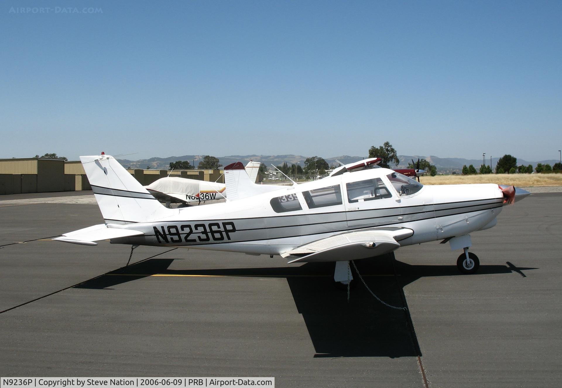 N9236P, 1967 Piper PA-24-260 C/N 24-4735, 1970 Piper PA-24-260 Comanche @ Paso Robles Municipal, CA