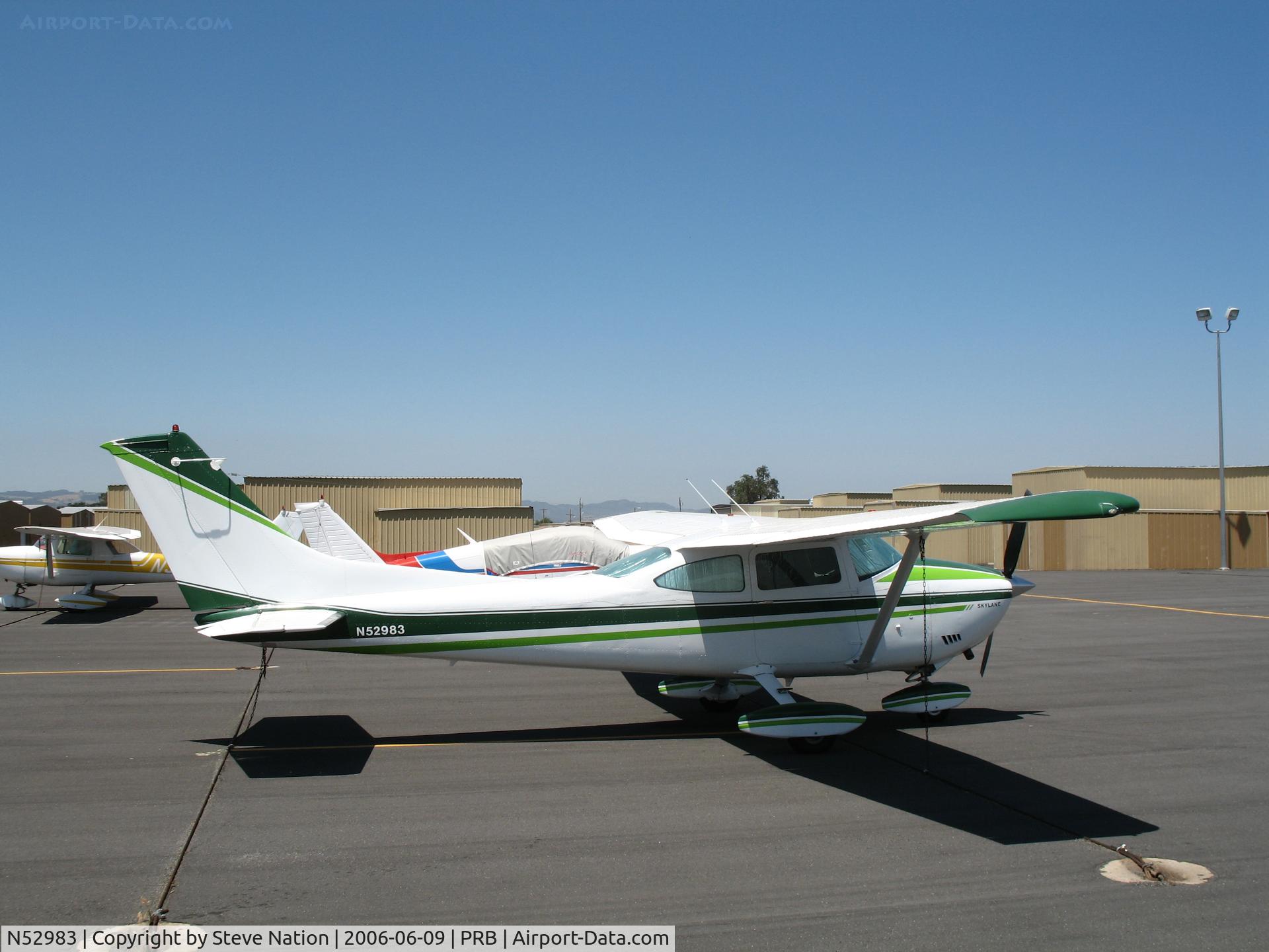 N52983, 1974 Cessna 182P Skylane C/N 18262986, 1974 Cessna 182P @ Paso Robles Municipal, CA