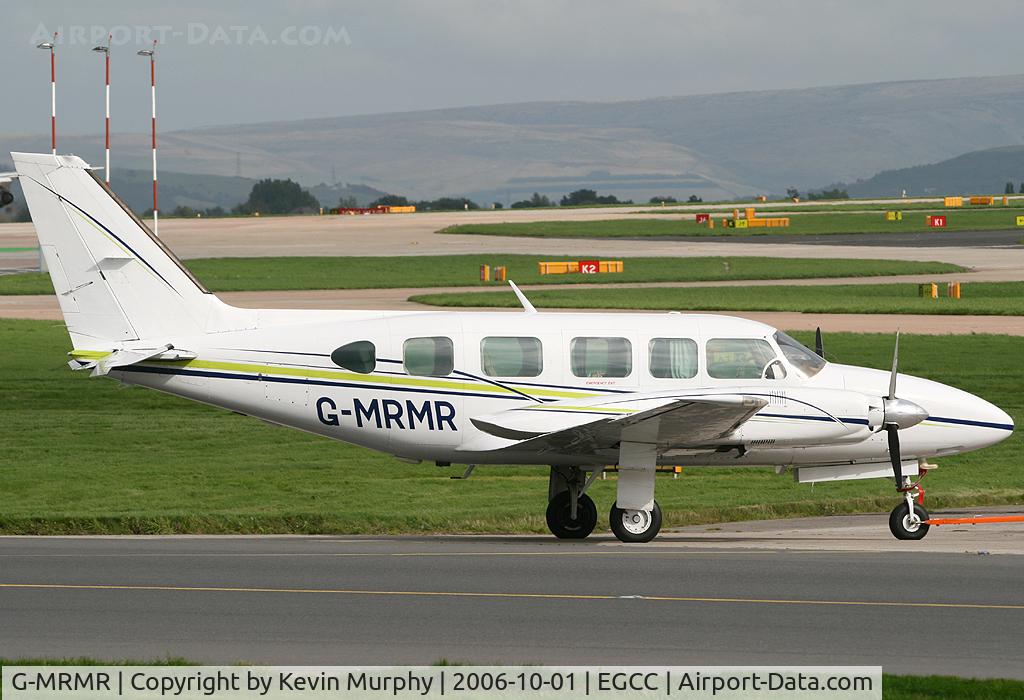 G-MRMR, 1979 Piper PA-31-350 Chieftain C/N 31-7952092, Smart looking prop