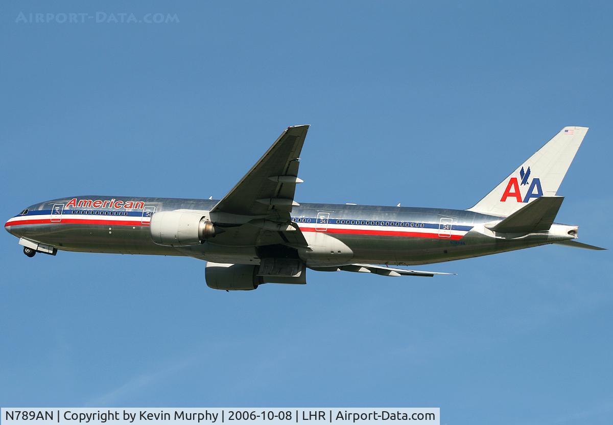 N789AN, 2000 Boeing 777-223 C/N 30252, AA 777