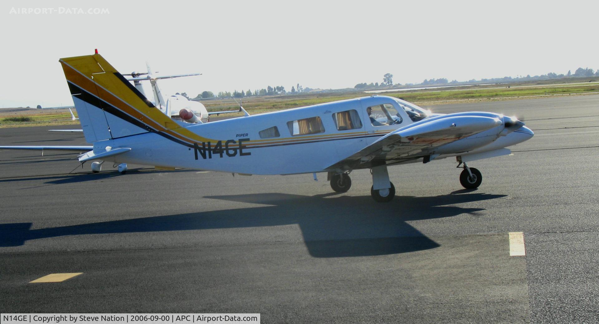 N14GE, 1978 Piper PA-34-200T Seneca II C/N 34-7870455, 1978 Piper PA-34-200T @ Napa County Airport, CA