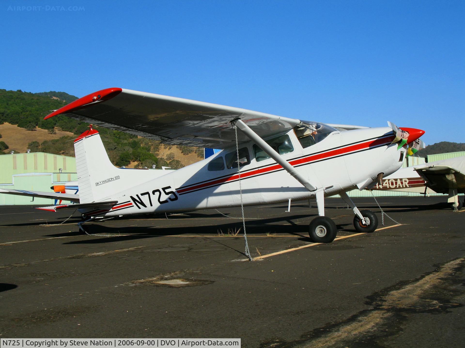 N725, 1964 Cessna 185C Skywagon C/N 185-0737, 1964 Cessna 185 (ex Dept. of Interior) @ Gnoss Field (Novato), CA