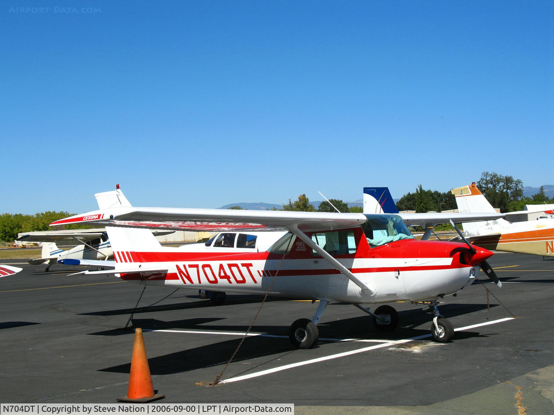 N704DT, 1976 Cessna 150M C/N 15078535, 1976 Cessna 150M @ Lampson Field (Lakeport), CA
