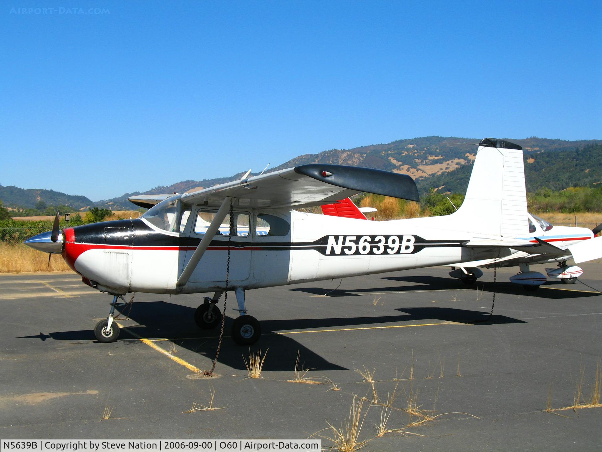 N5639B, 1956 Cessna 182 Skylane C/N 33639, 1956 straight-tailed Cessna 182 @ Cloverdale Municipal Airport, CA