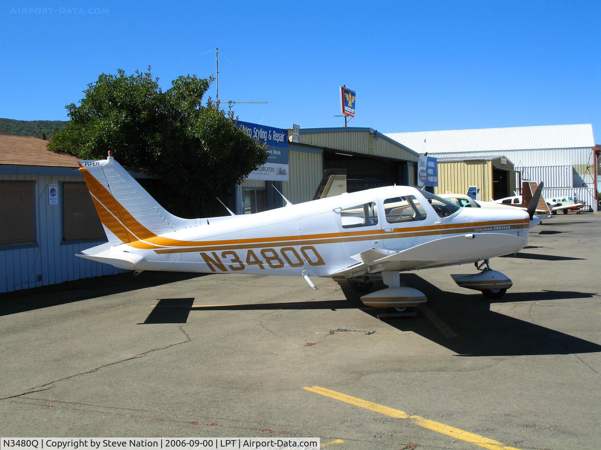 N3480Q, Piper PA-28-140 C/N 28-7725229, 1977 Piper PA-28-140 @ Lampson Field (Lakeport), CA