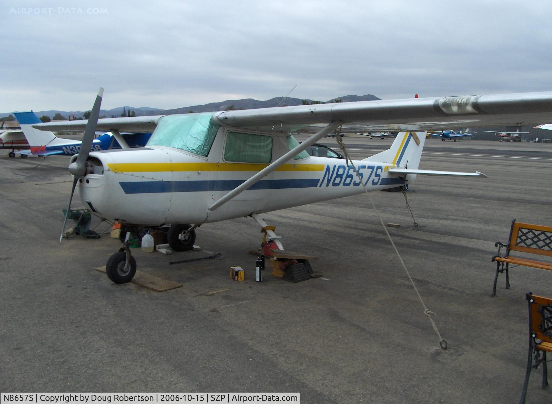 N8657S, 1965 Cessna 150F C/N 15061957, 1965 Cessna 150F, Continental O-200 100 Hp, wheel brake maintenance