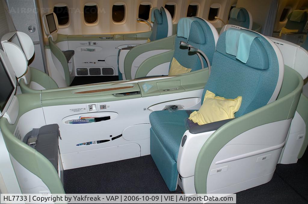 HL7733, 2005 Boeing 777-2B5/ER C/N 34206, Korean Air Boeing 777-200