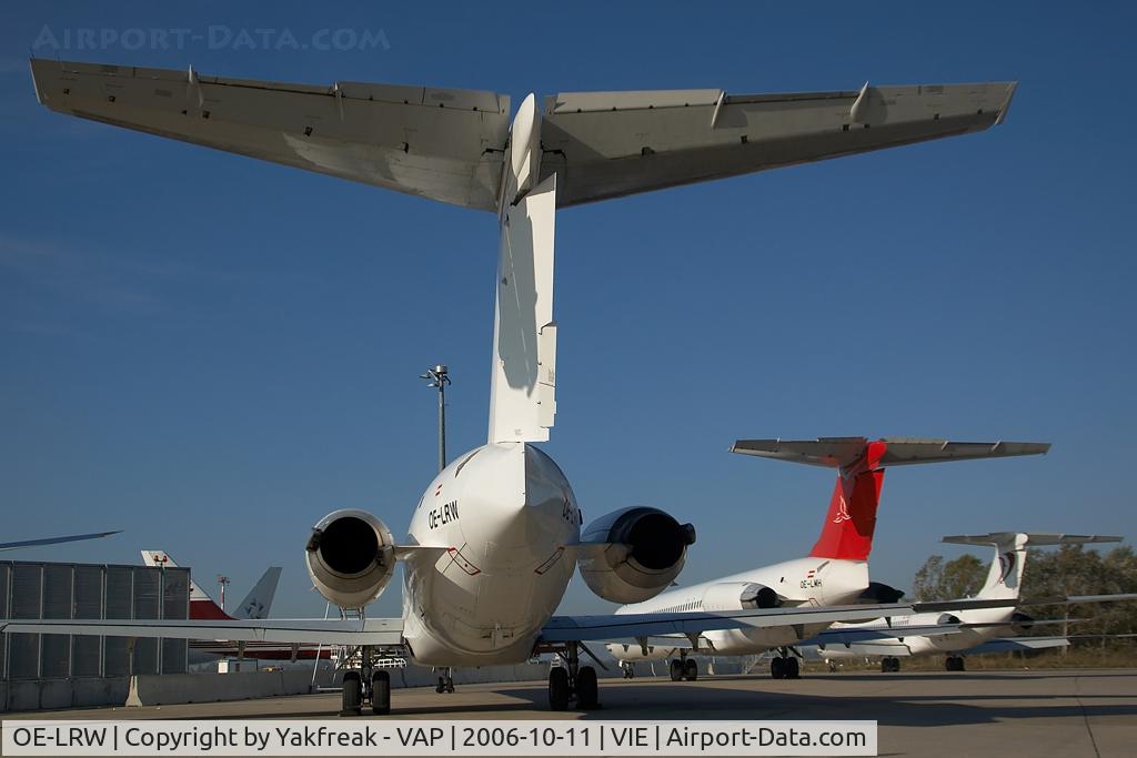 OE-LRW, 1989 McDonnell Douglas MD-83 (DC-9-83) C/N 49629, Map Jets MD80 Line up