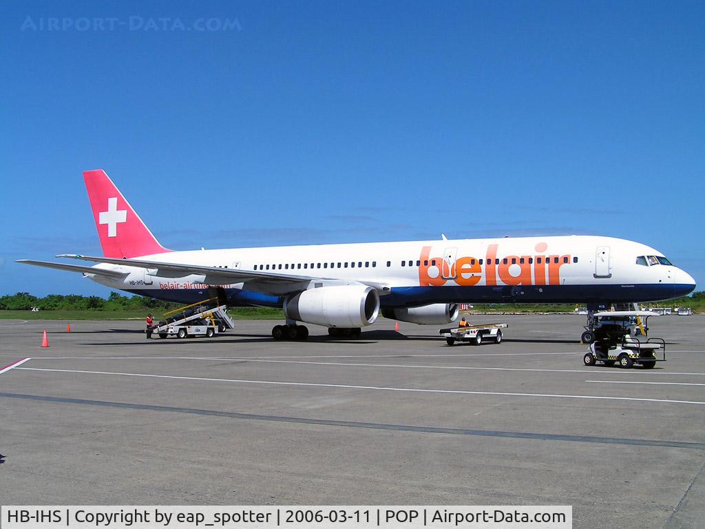 HB-IHS, 2000 Boeing 757-2G5 C/N 30394, offloading the baggage and preparing the A/C for return to BSL