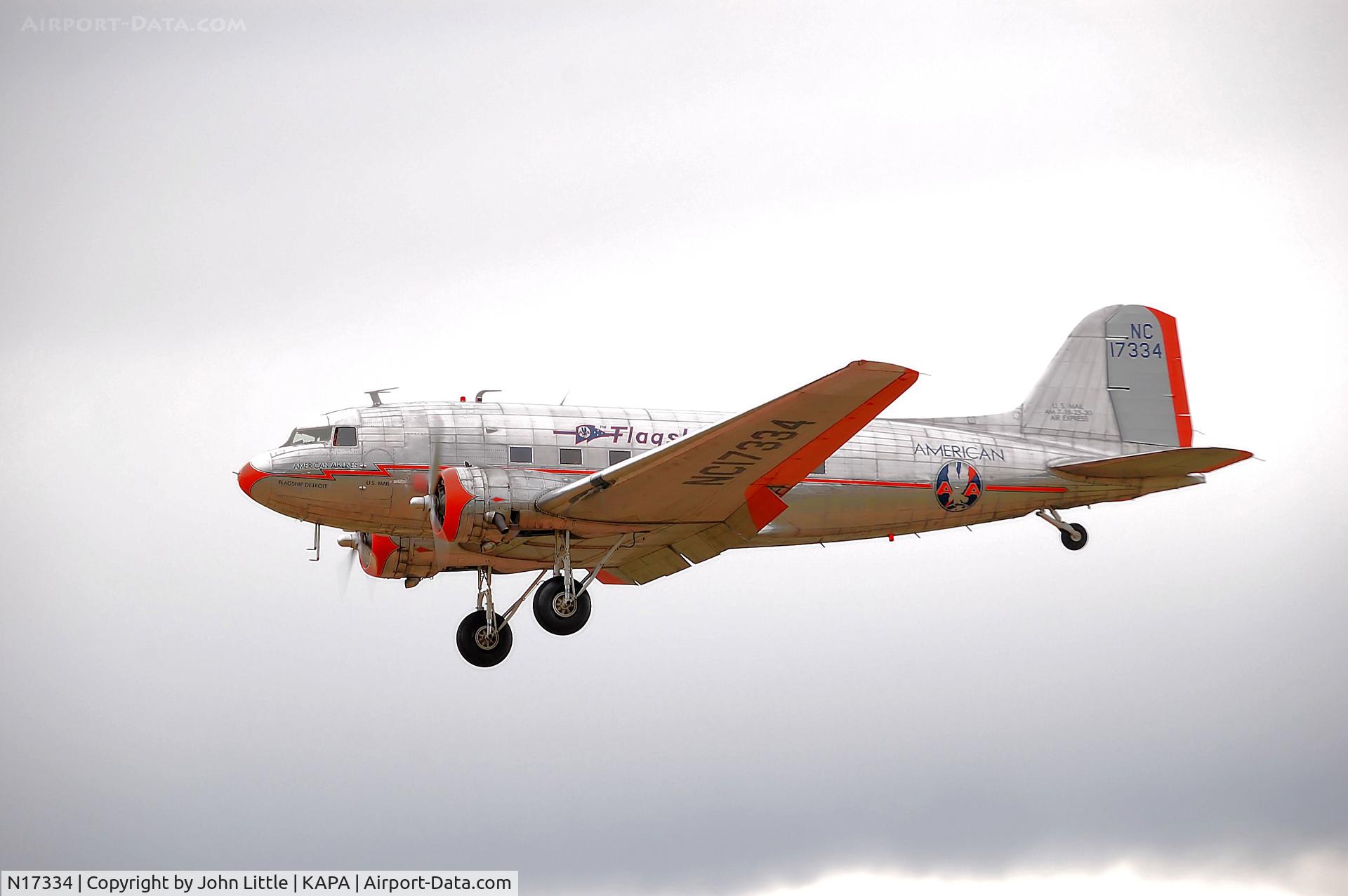 N17334, 1937 Douglas DC-3-178 C/N 1920, FlyBy