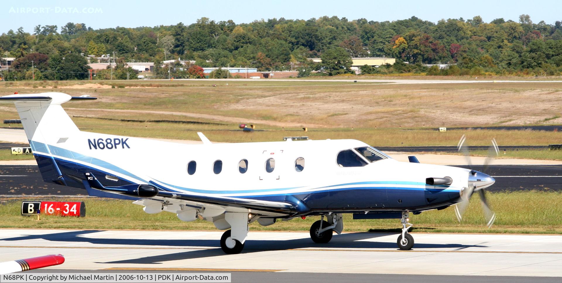N68PK, 1999 Pilatus PC-12/45 C/N 265, Taxing to Runway 34