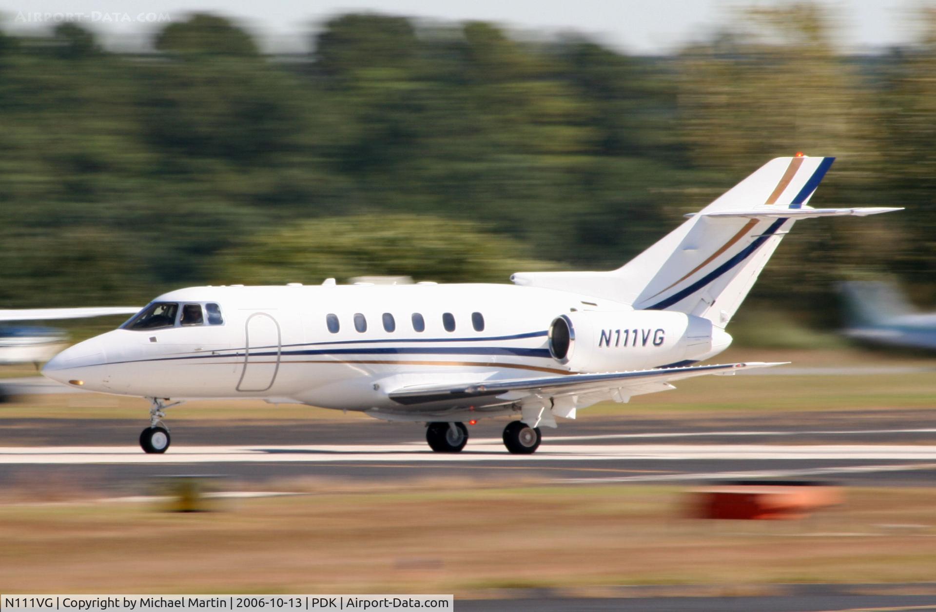 N111VG, 1999 Raytheon Hawker 800XP C/N 258403, Departing PDK enroute to TEB