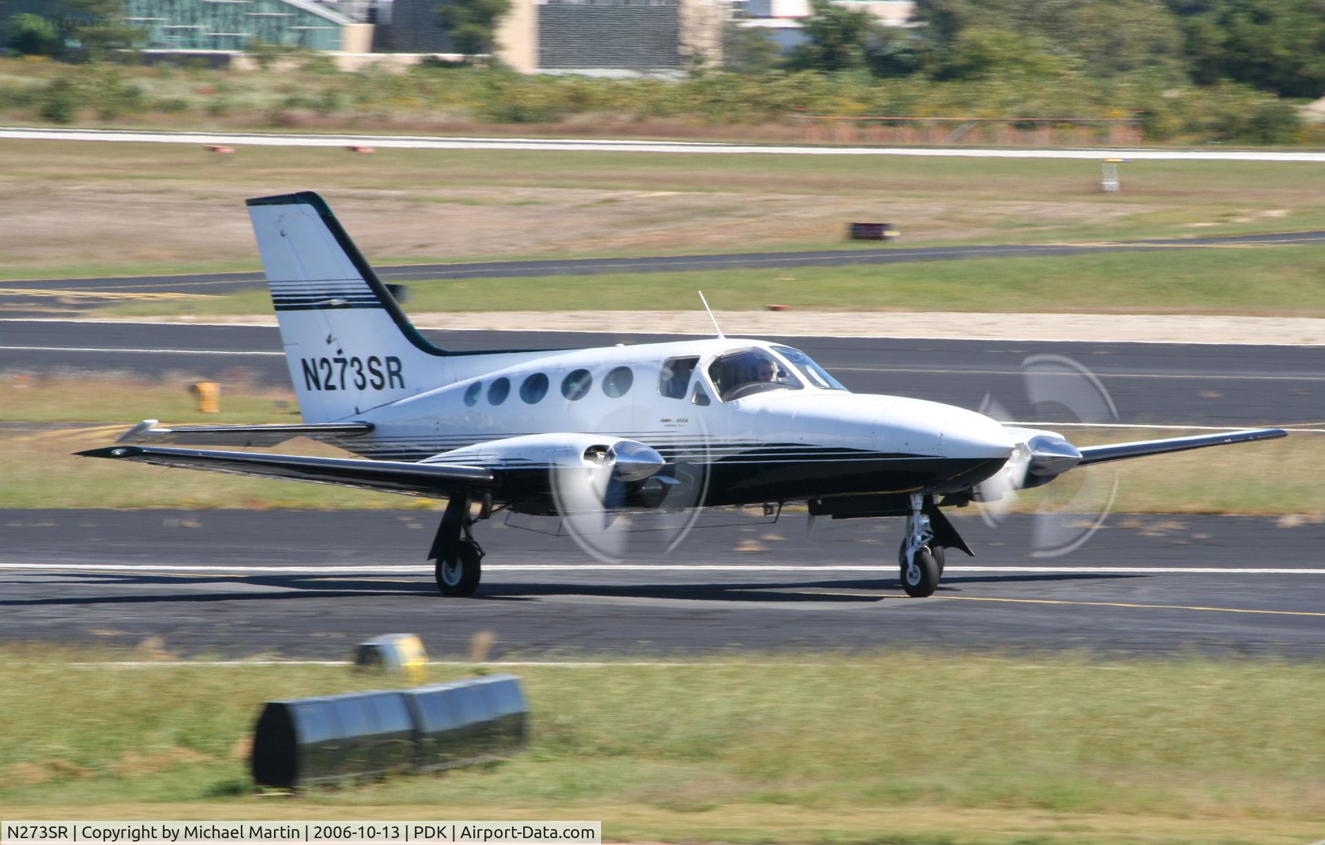 N273SR, 1979 Cessna 414A Chancellor C/N 414A0458, Taxing to Runway 2R