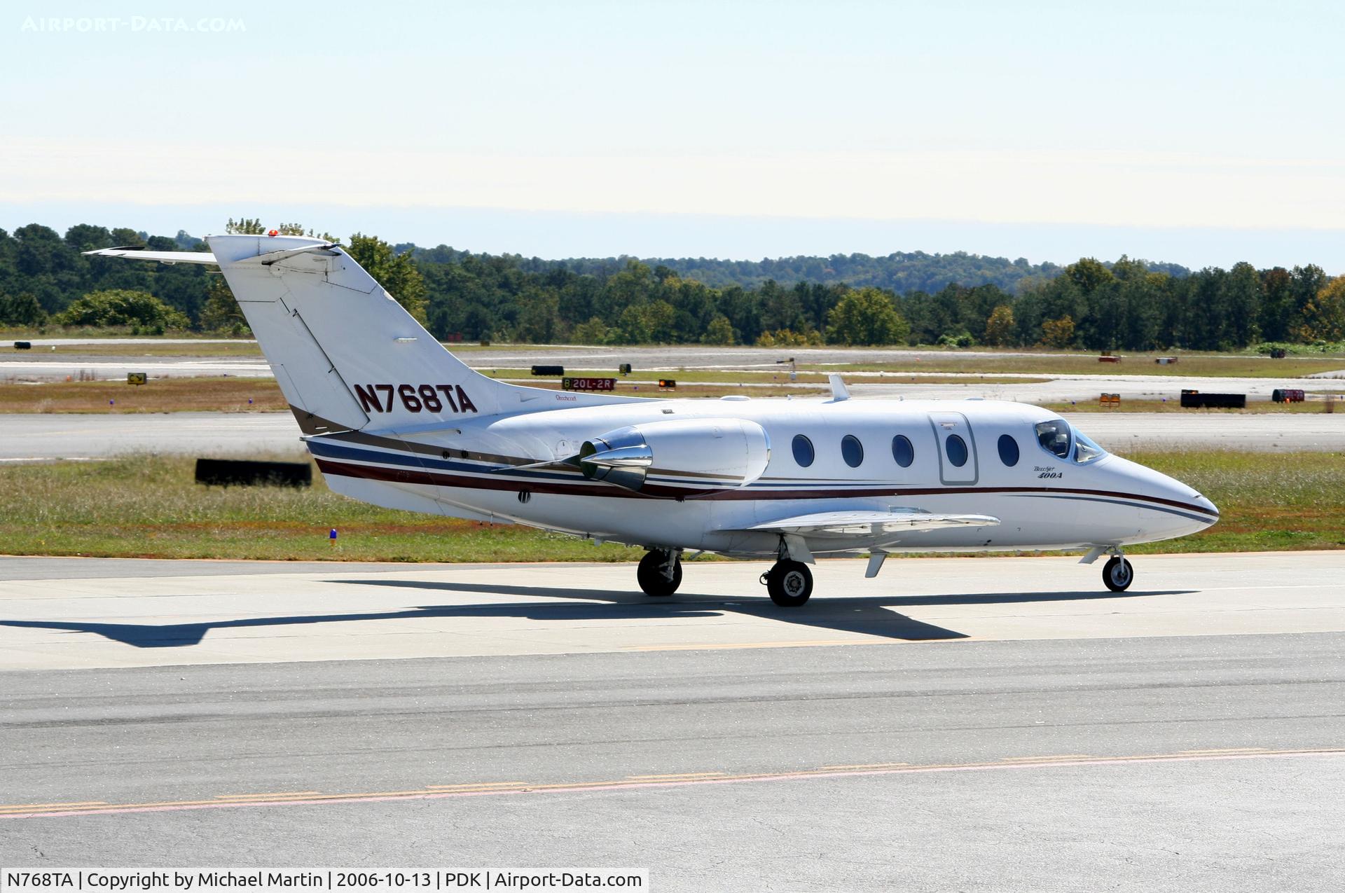 N768TA, 1997 Raytheon Aircraft Company 400A C/N RK-168, Taxing to Runway 2R