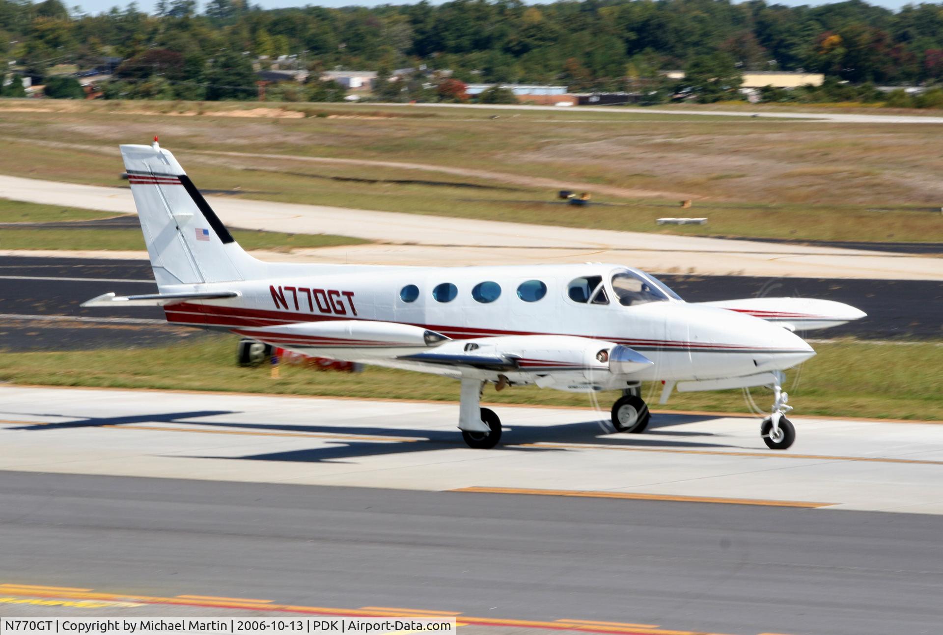 N770GT, 1976 Cessna 340A C/N 340A0092, Taxing to Runway 34
