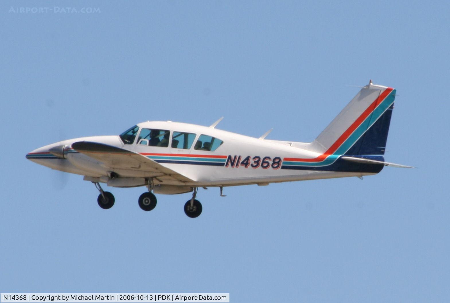 N14368, 1972 Piper PA-23-250 Aztec C/N 27-7304956, Departing Runway 34