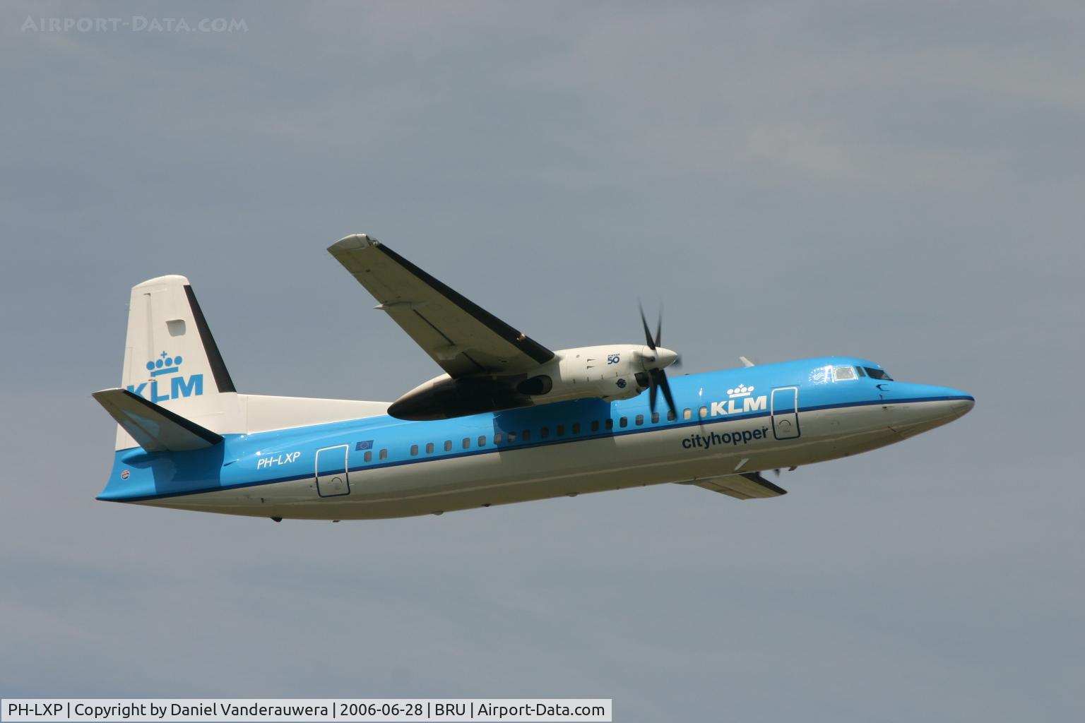 PH-LXP, 1993 Fokker 50 C/N 20276, taking off from rwy 07R