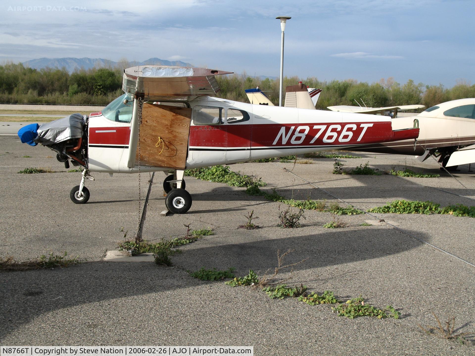 N8766T, 1960 Cessna 182C Skylane C/N 52666, Derelict 1960 Cessna 182C @ Corona Municipal Airport, CA