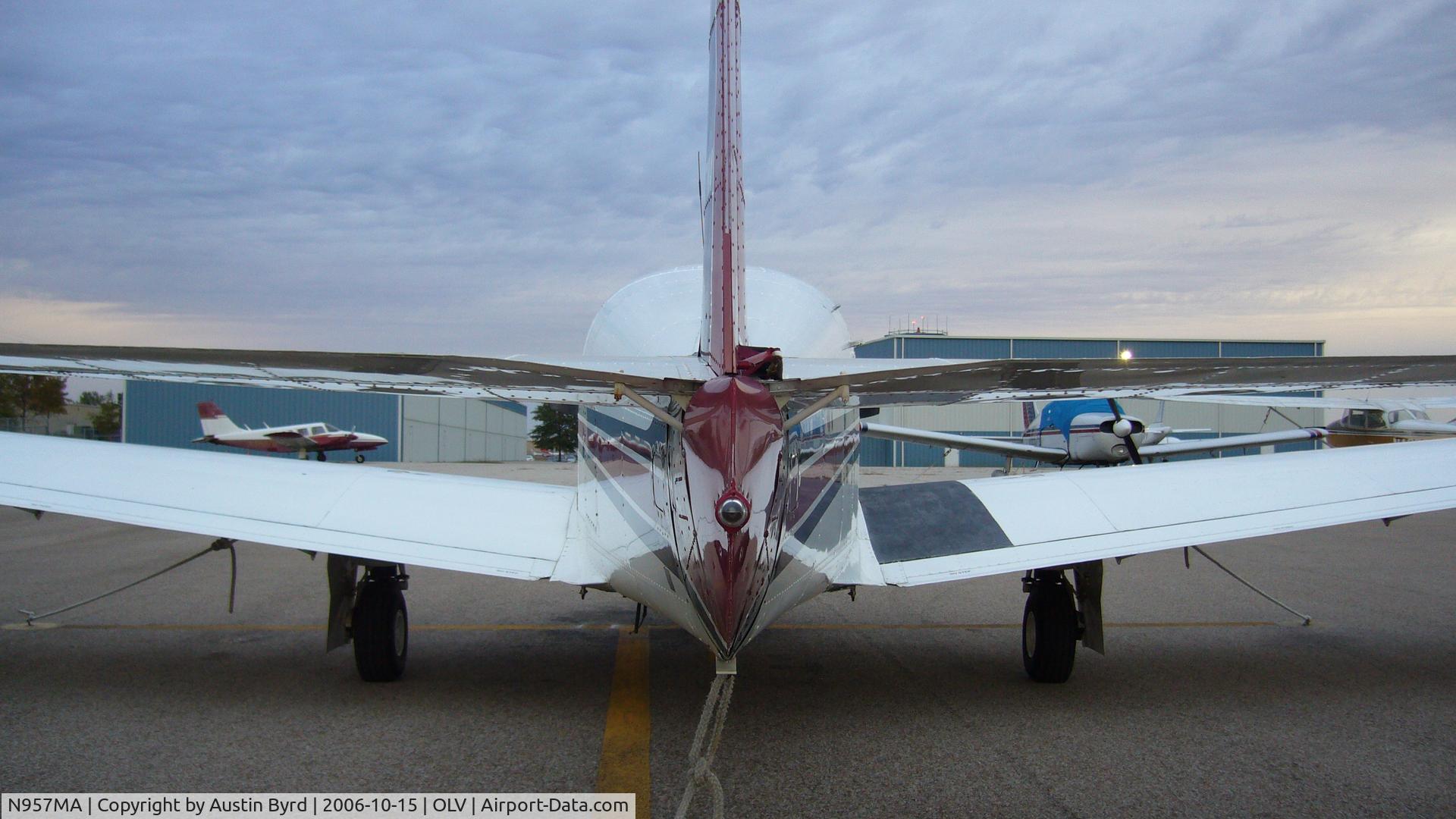 N957MA, 1966 Mooney M20C Ranger C/N 3410, Low drag shot