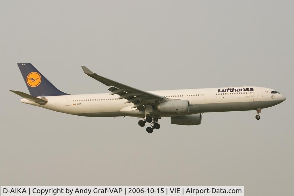 D-AIKA, 2004 Airbus A330-343X C/N 570, Lufthansa A330-300