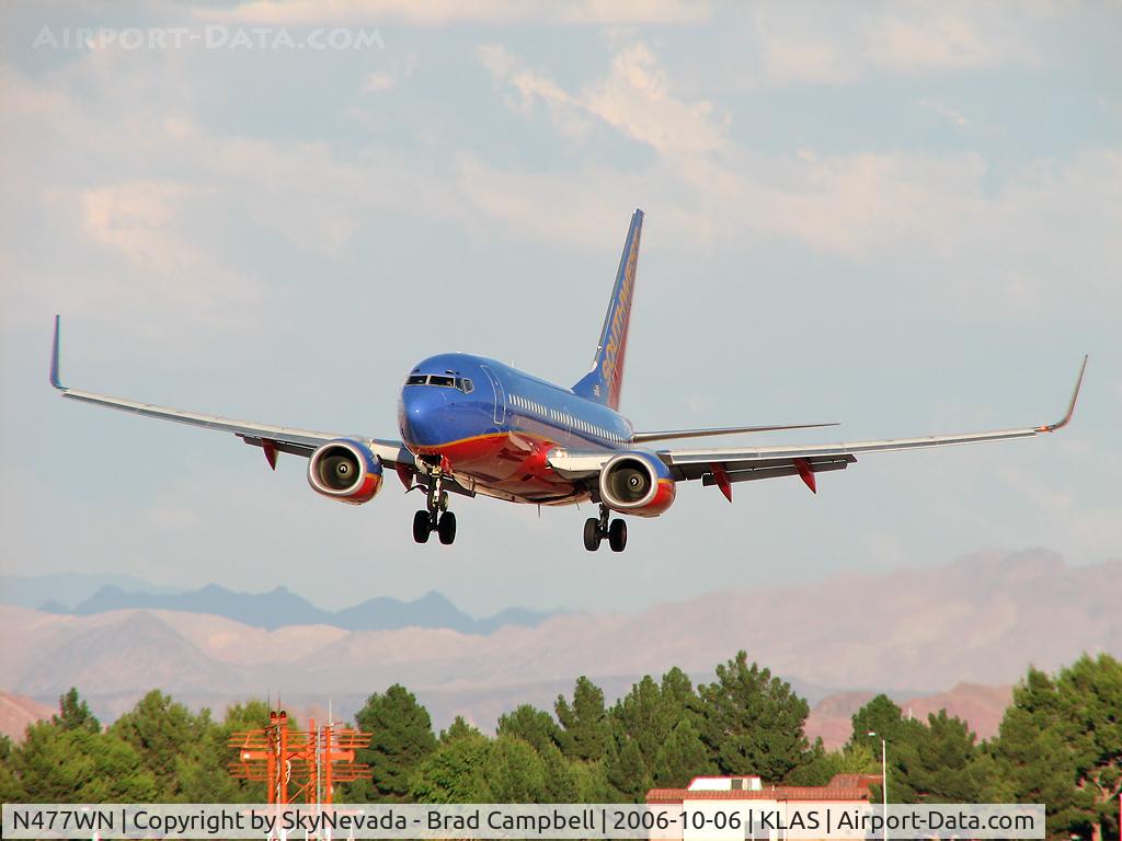 N477WN, 2004 Boeing 737-7H4 C/N 33988, Southwest Airlines / 2004 Boeing 737-7H4
