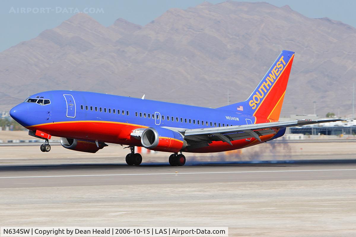 N634SW, 1996 Boeing 737-3H4 C/N 27937, Southwest Airlines N634SW (FLT SWA1997) from San Diego Int'l (KSAN) touching down on RWY 25L.