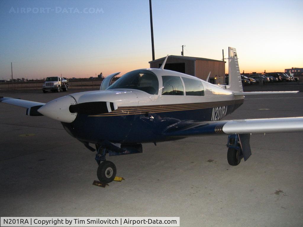 N201RA, 1982 Mooney M20J 201 C/N 24-1319, Stop over in Amarillo